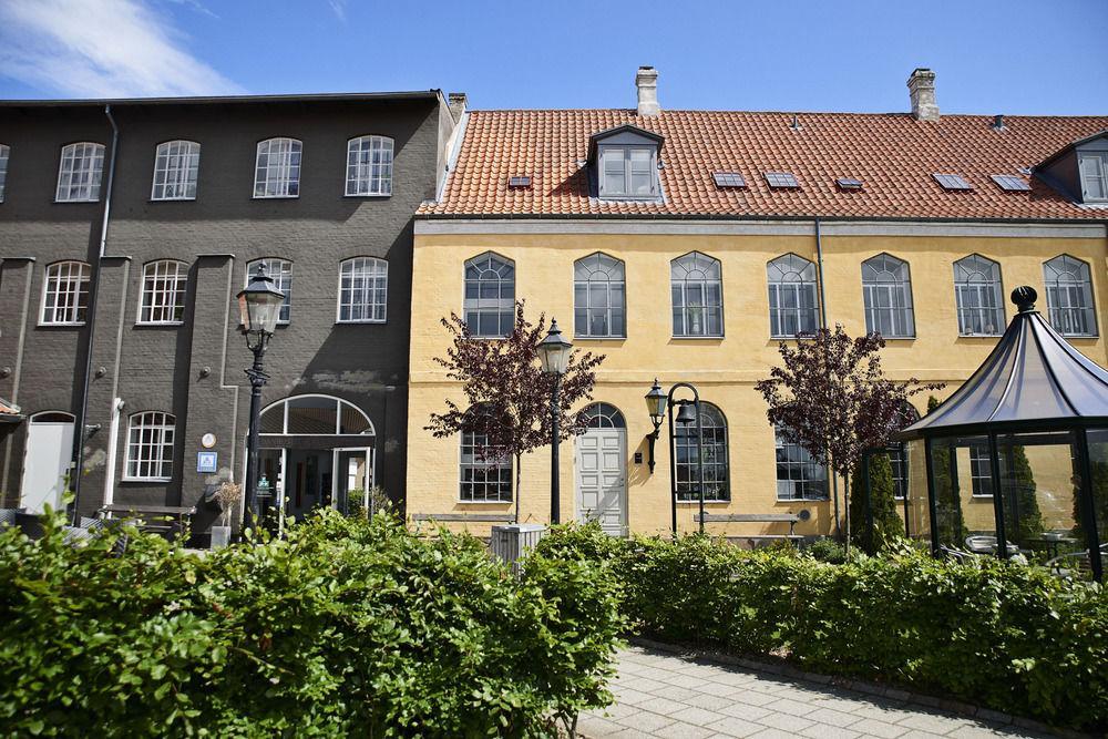 Stoberiet Hostel Svendborg Luaran gambar The Yellow House