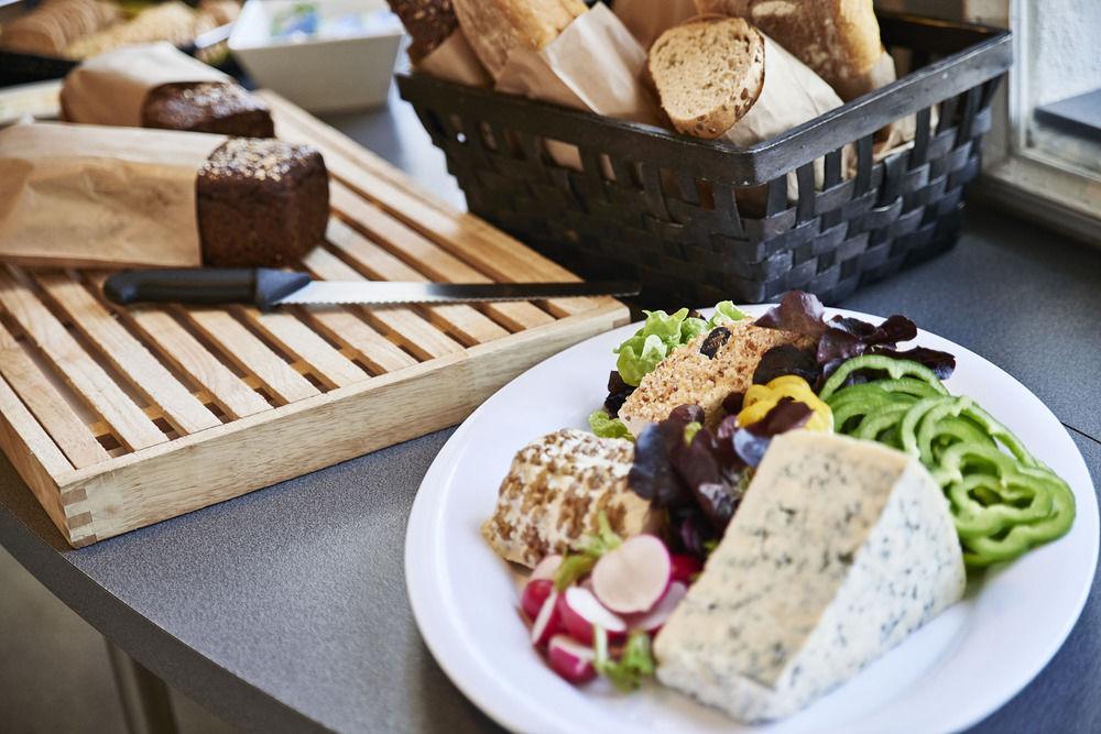 Stoberiet Hostel Svendborg Luaran gambar A cheese platter